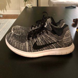 Grey Nike Free Flyknit Running Shoes